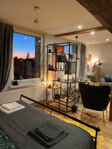 Loft 103