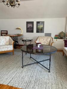 Posh Residense in Masuria with the charm of an old-fashioned eco-house with garden and sophisticated silk paintings gallery