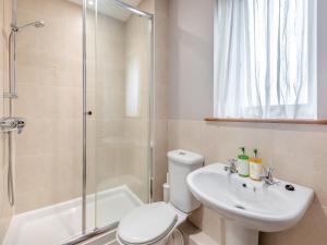 Lake View 1 - Uk45577