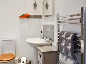 Treadle Cottage