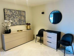 Mercury Tower Apartments By Dahlia