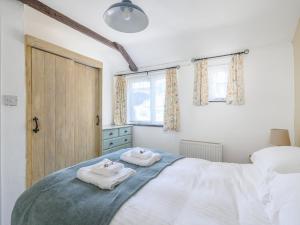 Cross Cottage