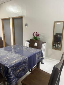 Uncle J homestay