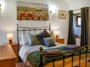 Aisgill Farm Stable - Uk48178