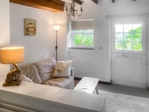 Penny Croft - Uk10449