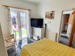 Singer House Apartment