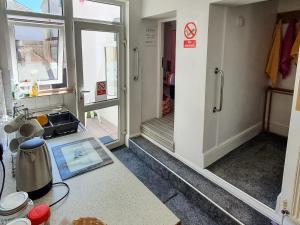 Singer House Apartment