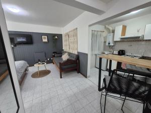 Dpto en calle Mitre pleno centro