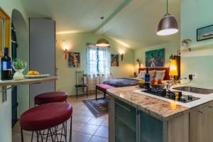 Blue House by EL-PI TOURS