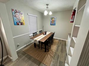 Modern & Cozy Apartment near The Galleria