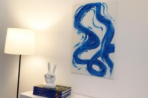 Casa cobalto vicinissima al centro by Turin House Collection