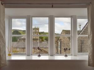 Weavers Houses - Uk12796