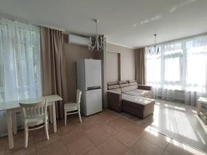 Двокімнатна , Троєщина, район 2, ТЦ район