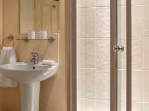 The Piggery - Uk49014