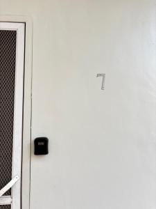 Cozy Apartment Unit with 2 Bedrooms