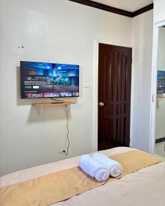 Cozy Apartment Unit with 2 Bedrooms