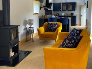 The Old Damson Tree Barn