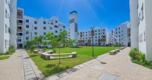 Buxton Point- The Royal Suite Apartment