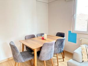 Gorgeous New Apartment in Cihangir 2BR, 2AC, Lift