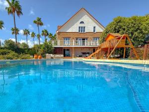 Alpine-Style Villa in Exclusive Sotogrande Alto