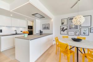 LECOMTE - Oceanfront 206