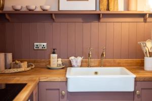 Boutique Cottage in the Heart of Kintbury