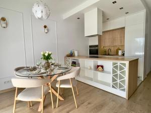 Magic Place III - Francuska Park - Free Garage - Self Check-in