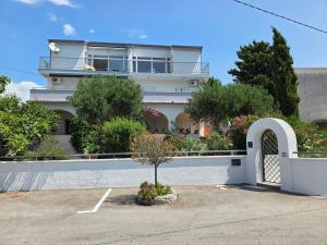 MIMICA Double ROOM with private bathroom and terrace