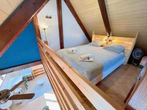 Chaleureux chalet à 3 minutes à pied de la mer - Parking gratuit