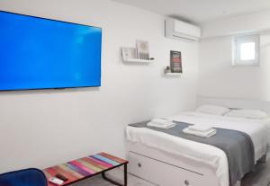 Secluded Private Studio 