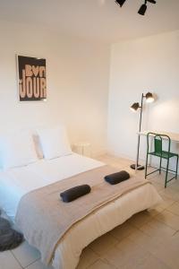 Grand appartement 3 chambres Wifi & Parking