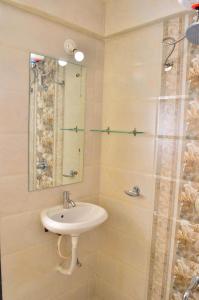 Rk Stay 2bhk Balewadi Highstreet Fully Furnished Premium