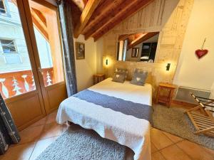 Chalet 5 pièces, 8 pers, au coeur de St Martin de Belleville, proche pistes et commodités - FR-1-452-65