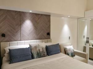 Studio 38 Park Ave IT Park 20th Floor Cebu City