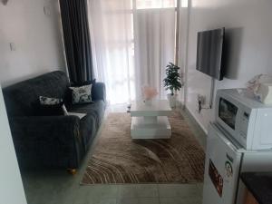 Wonder Stays-1bedroom apartment in Nairobi close to TRM Mall Roysambu