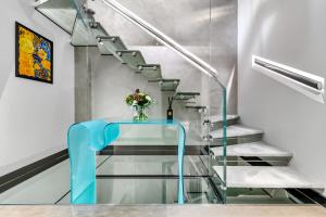 Luxury Villa by Hyde Park