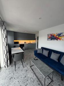 Luxury Waterfront Apartment