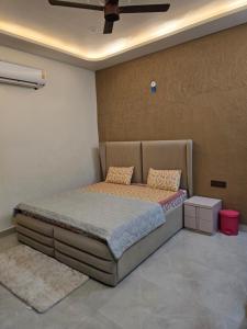 Tranquil villa in Siddharth Vihar