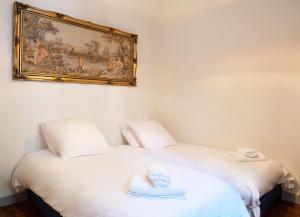 Appartement 100m2 délégance au sein dun Château caché à 10min de Lyon