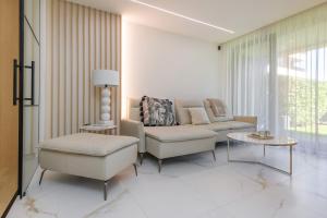 Golden Moon - Portova