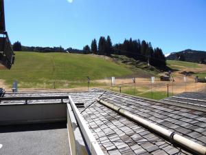 Appartement 4 pers. aux pieds des pistes avec parking et wifi - FR-1-598-130