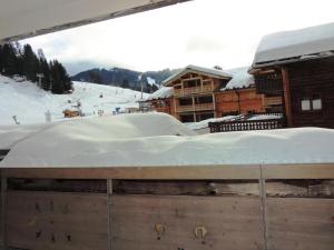 Appartement 4 pers. aux pieds des pistes avec parking et wifi - FR-1-598-130