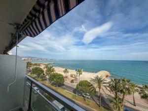 Beautiful beachfront apartment