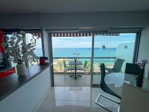 Beautiful beachfront apartment