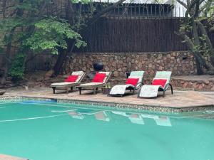 8 at Norman Crescent