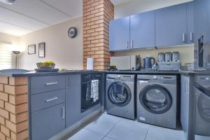 Waterfall Ridge Luxurious Apartments - Backup Power!