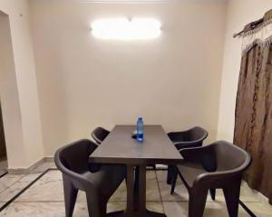 Spacious #1BHK Home Stay in Central #Mysore