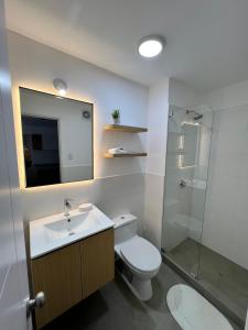 Moderno Departamento con Terraza, cerca a la Playa