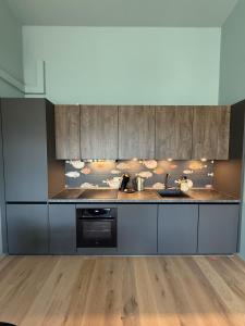 Zentrales Dachgeschoss-Apartment Augustenstraße