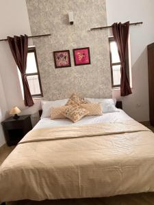 Alaansh Villa Perfect Backyard & BBQ Retreat